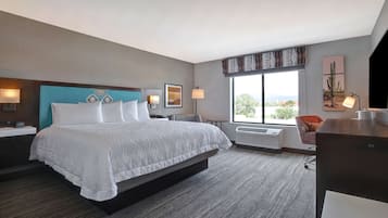 Allergikerbettwaren, Schreibtisch, laptopgeeigneter Arbeitsplatz