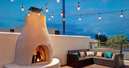 Hampton Inn Santa Fe South
