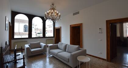 GIGLIO HOUSE LUXURY APARTMENT SAN MARCO VENICE