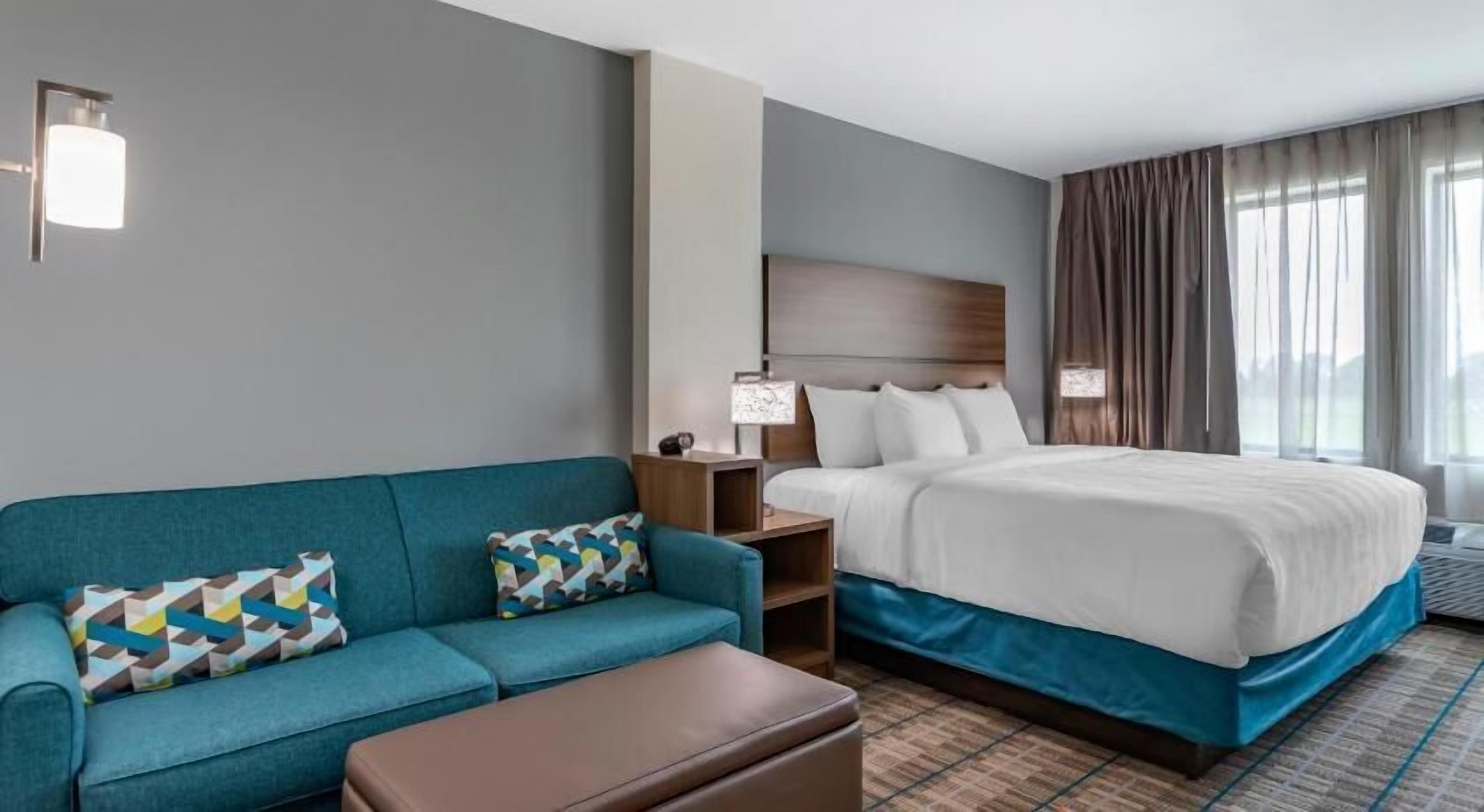 1 bedroom, desk, free WiFi, bed sheets