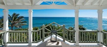 Oceanfront Paradise with Pool - Hector's House