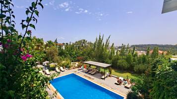 Panoramic Triple Room