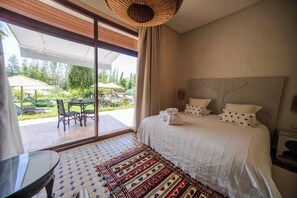 Suite (Rmilat) | In-room safe, bed sheets - Dar Tanja (Tangier)