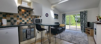 Juniper HAYLOFT, Grasmere