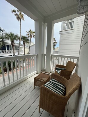 Terrace/patio - Steps to Private Beach - Private Heated Pool - 30A - Near Seaside - Sleeps 27 (Santa Rosa Beach)