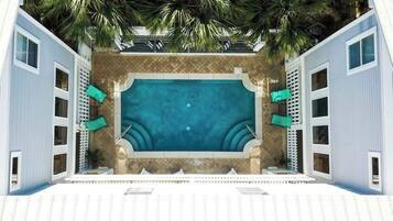 Udendørs pool, opvarmet pool