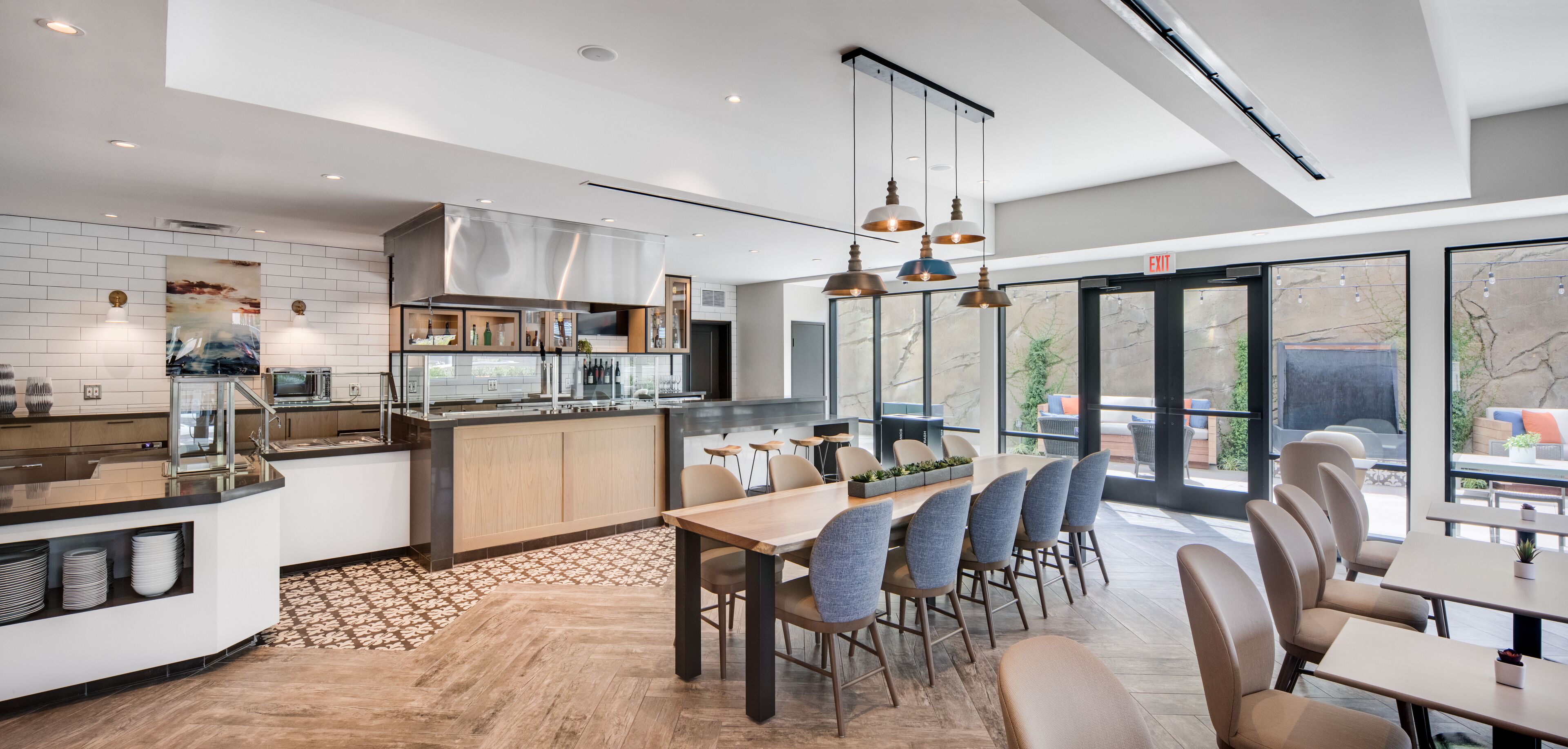 包含每日全套早餐