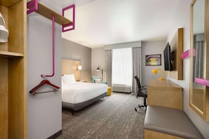 Premium bedding, down duvets, pillow-top beds, in-room safe - Park Inn by Radisson Florence, SC (Florence)