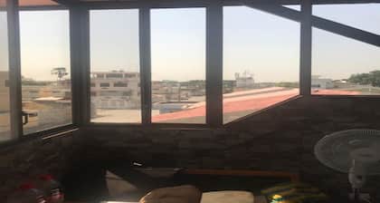 Casa Mendeta por el aeropuerto