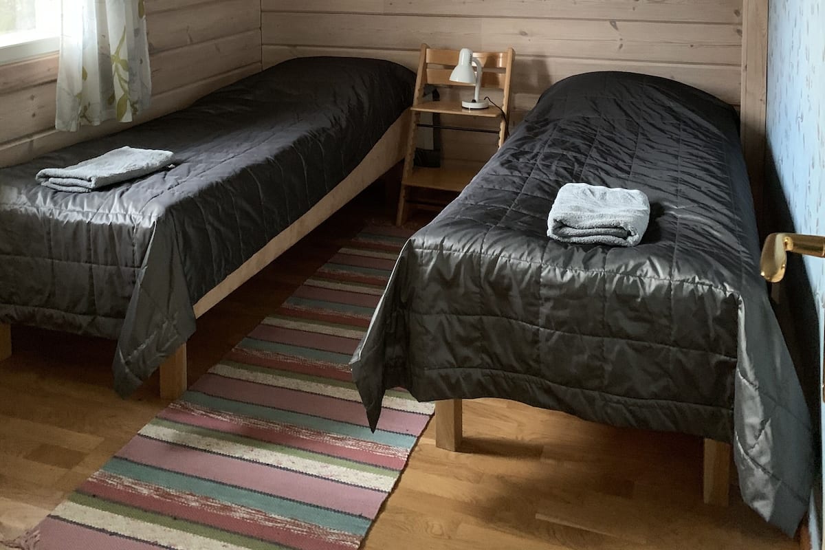 Economy Single Room, Shared Bathroom, Garden View | 3 bedrooms, blackout drapes, iron/ironing board, bed sheets