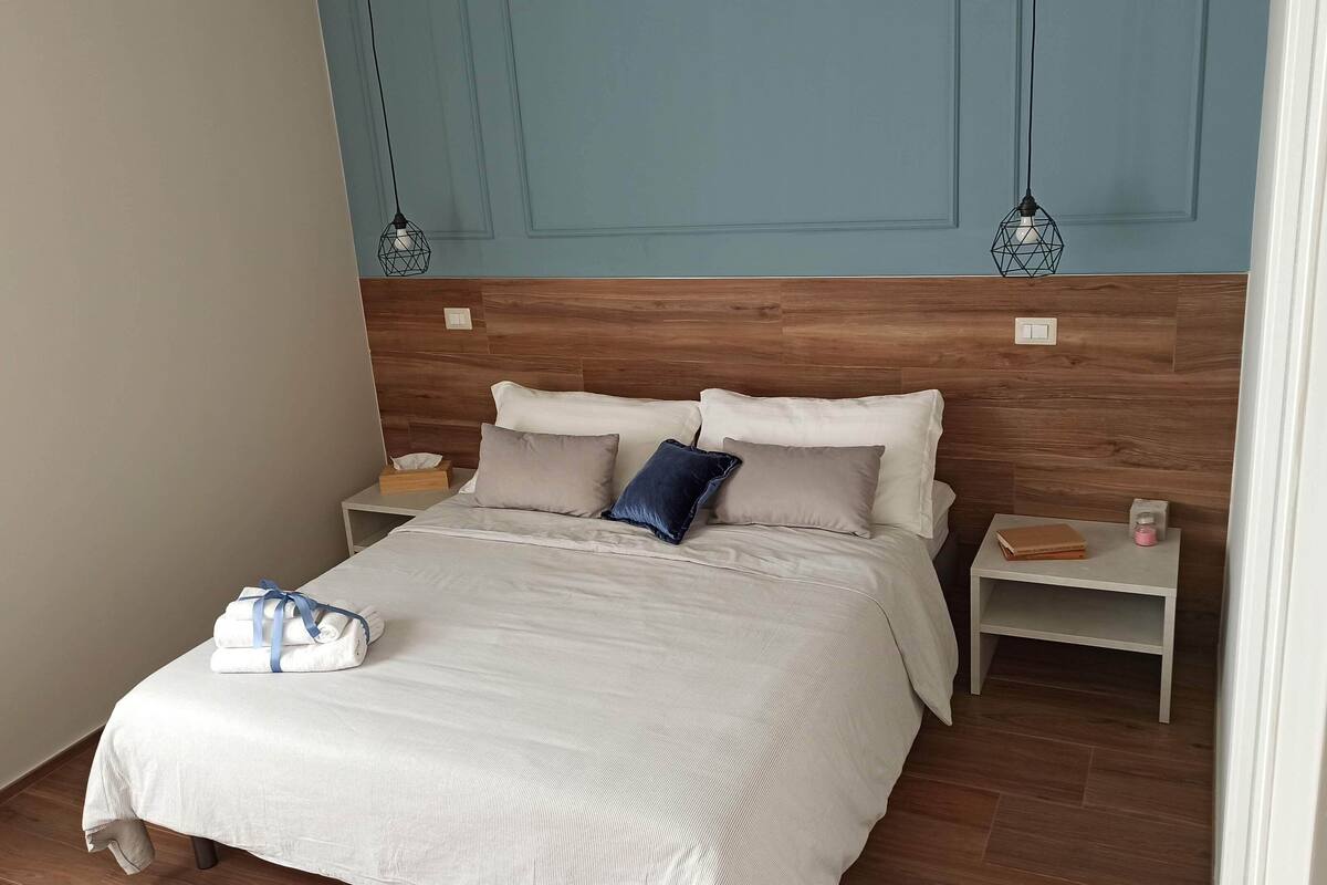 Habitación Deluxe | Ropa de cama de alta calidad, edredón y minibar