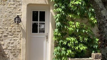 Entrée de l’hébergement