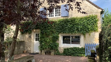 Superior Cottage (La Ferme de Gondières) | Exterior