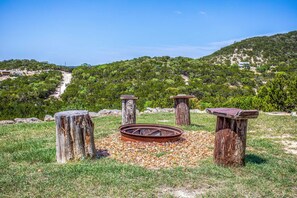 Property grounds - Antler Run Ranch Cabin (Pipe Creek)
