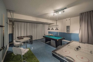 House (Solterra Resort!! Spacious house with)