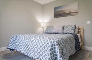 House (Gated Community!!  Sparkling private ) | 3 bedrooms, iron/ironing board, free WiFi - Casablanca Villaview by Orlando Short Term (Kissimmee)