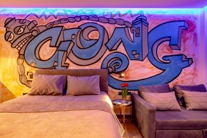 Tallelokero huoneessa, silitysrauta/-lauta, Wi-Fi, vuodevaatteet