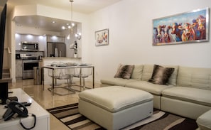 House (Venetian Bay Community, pools, spa, b) | Living room | 1-inch TV with cable channels - Luxurious Venetian Gem by Orlando Short Term (Kissimmee)