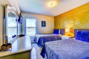 ハウス (Private Pool house with game room, ne) | 4 室のベッドルーム、WiFi (無料)