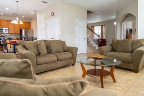 House (Trafalgar Resort community pool and G) | Living room | 1-inch TV with cable channels