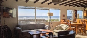 Pacific Pearl at Heceta Beach  - dog friendly