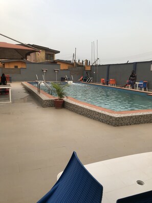 2 indoor pools