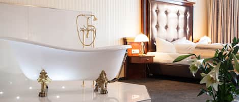 Suite, Private Bathroom