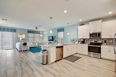 Holiday Retreat by Orlando Short Term