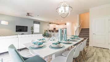 Hus (Champions Gate Resort!! Game room, th) | Eksteriør