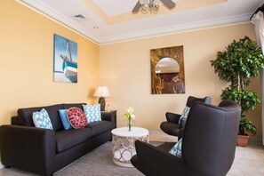 Biệt thự Cao cấp, 2 phòng ngủ, quang cảnh biển | Khu phòng khách