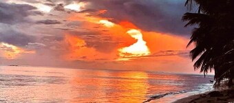 Vaima Studio -steps from the best beach + value for money, air con, free WIFI !