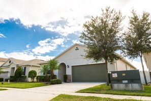 Exterior - Sunrise Valley Villa by Orlando Short Term (Kissimmee)