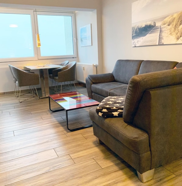 Appartement | Salle de séjour | Télévision