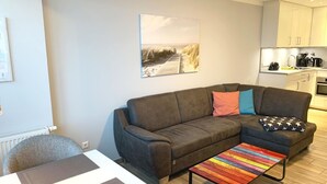 Apartment | Wohnzimmer | Fernseher