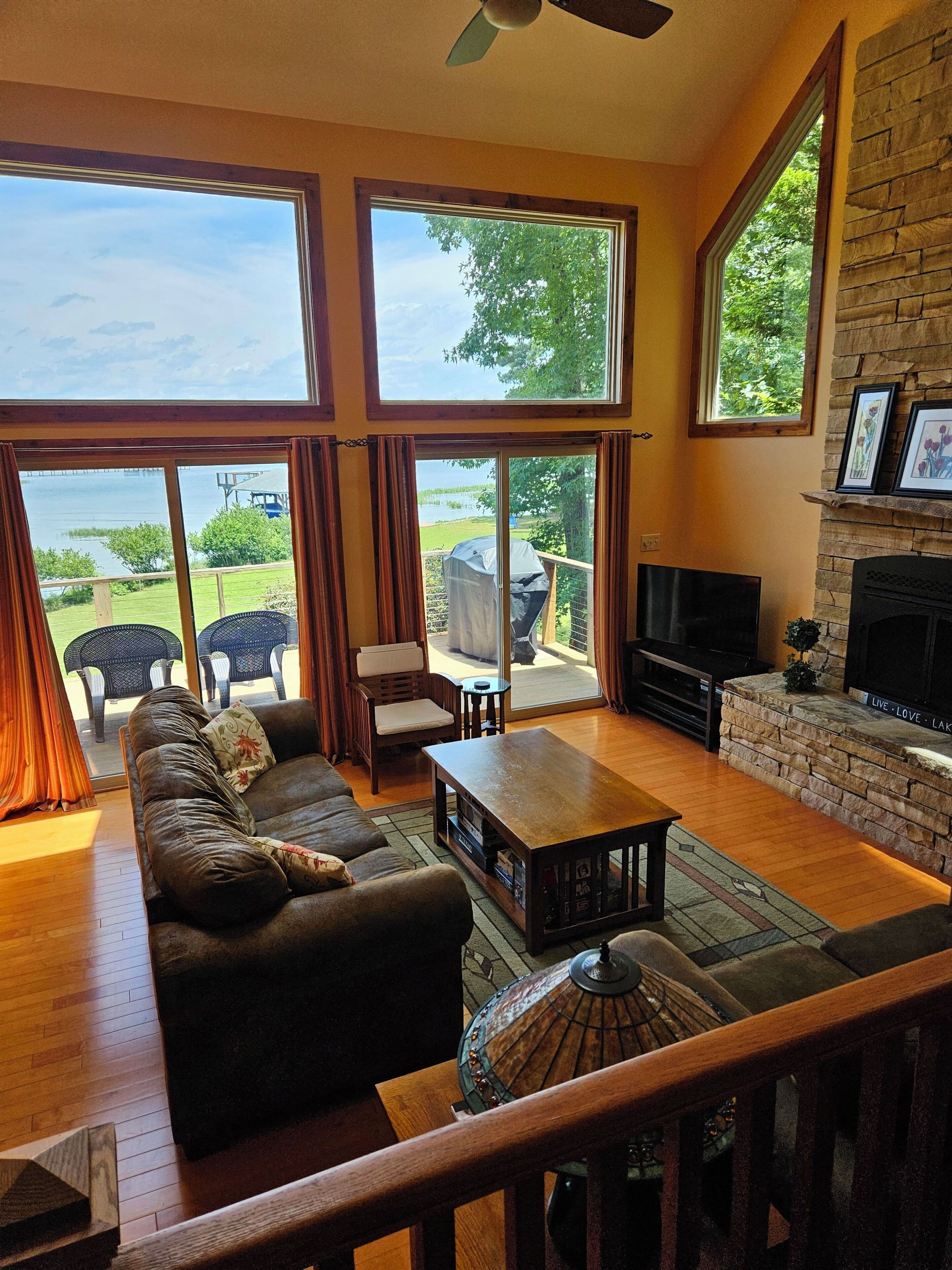Smart TV, fireplace, video games, DVD player
