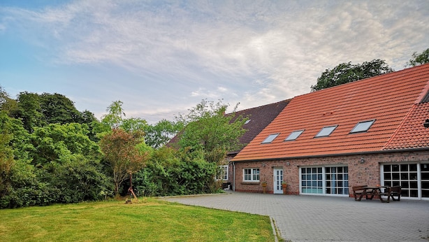 Exterior - Landhaus Kaisershof - Ferienwohnungen mit Spa und Sport (Wangerland)