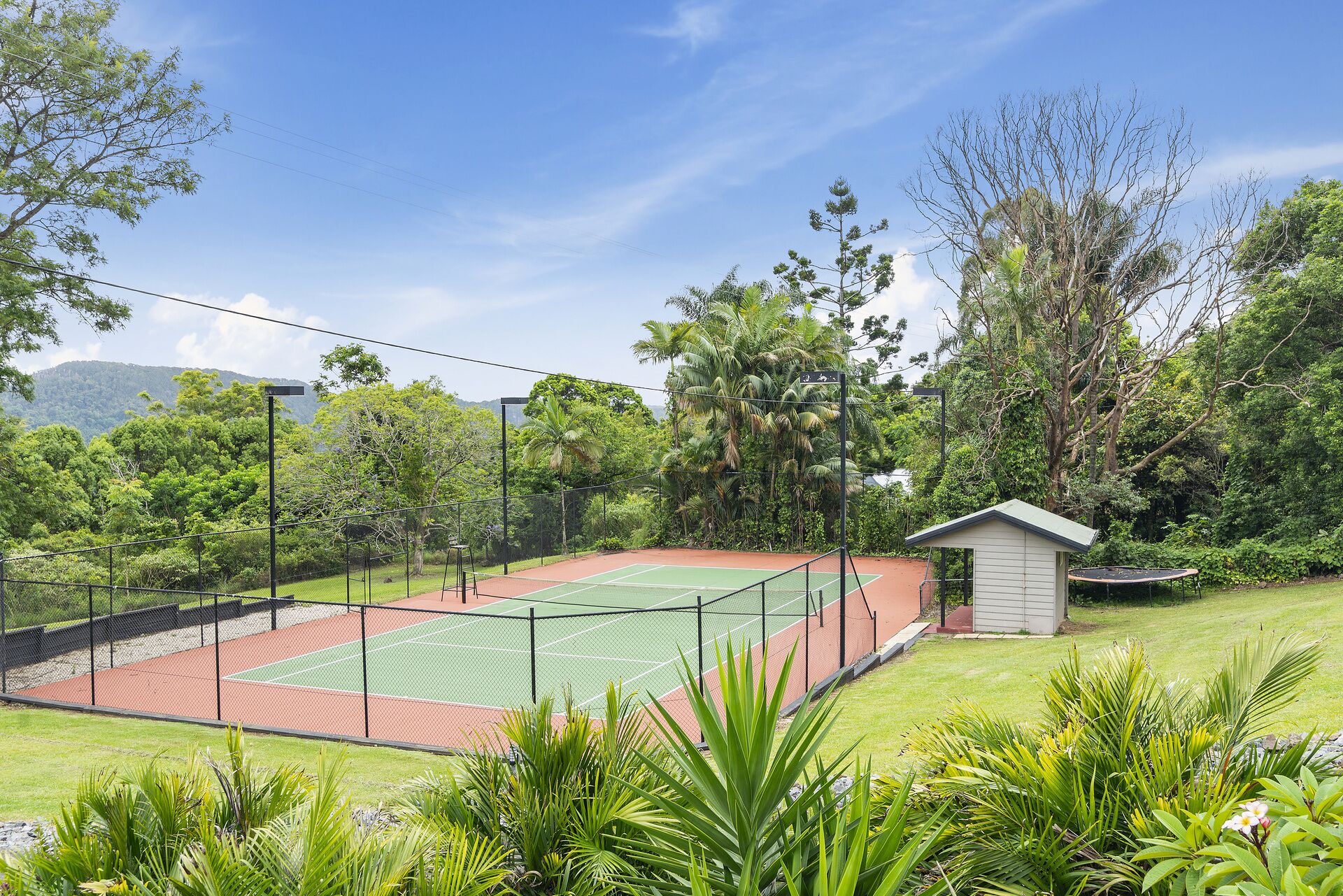 Captivating Currumbin Valley — image 29