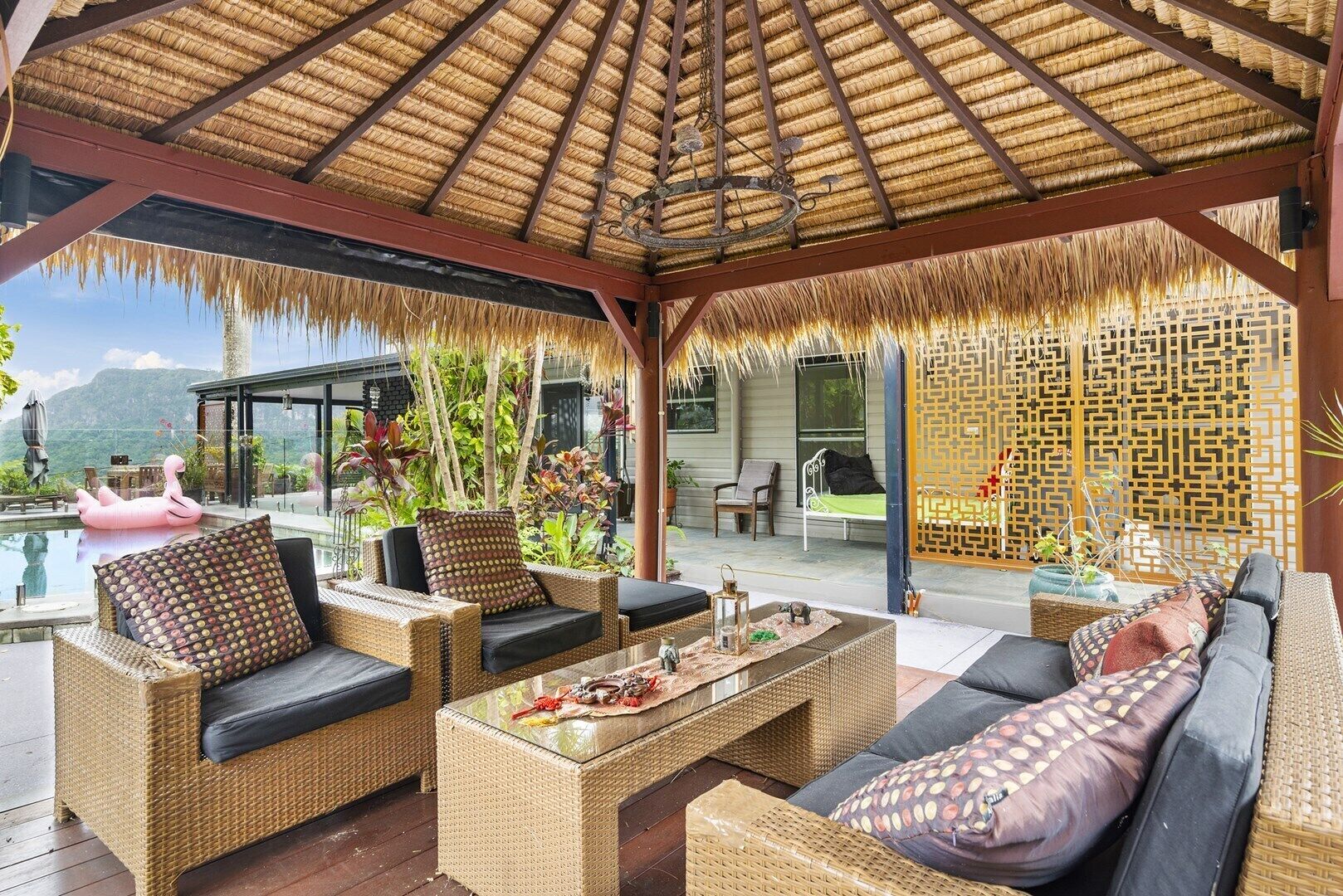 Captivating Currumbin Valley — image 12