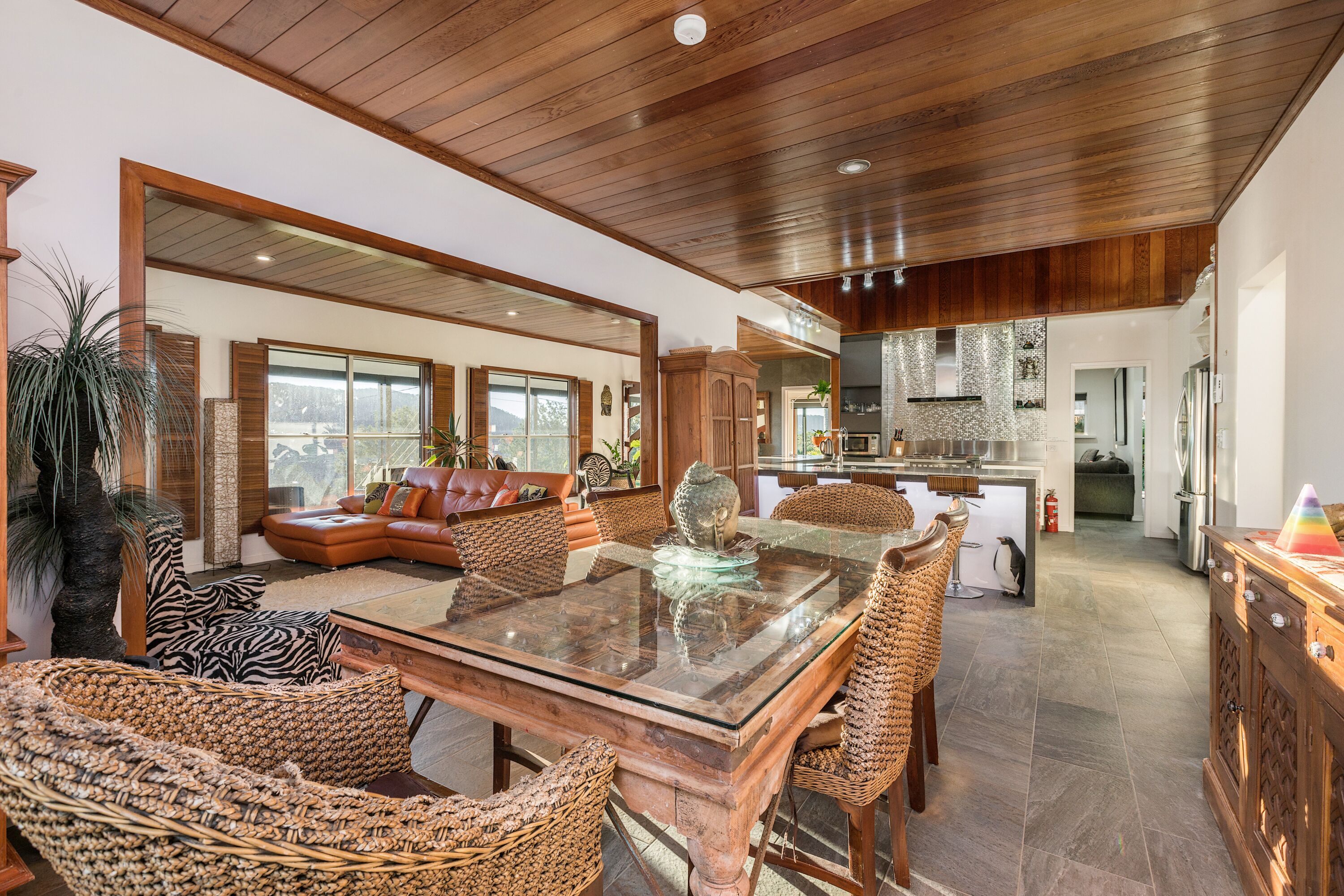 Captivating Currumbin Valley — image 9