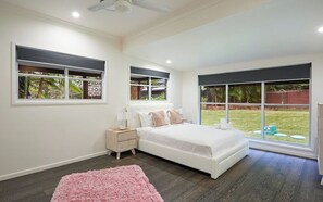 6 Schlafzimmer, Bügeleisen/Bügelbrett, kostenloses WLAN, Bettwäsche