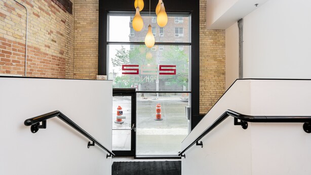 Interior entrance - Premium Condo Across From MTS Winnipeg (Winnipeg)