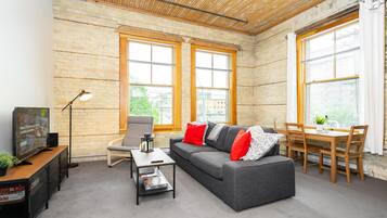 City Room | Living room