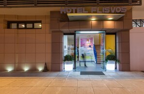 Exterior detail - Flisvos Hotel Tolo (Nafplio)