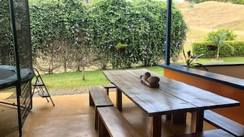 Desayuno buffet diario (COP 15000 por persona)
