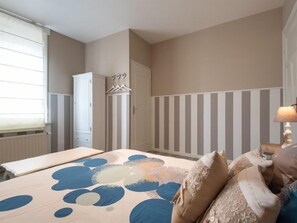 3 bedrooms, iron/ironing board, WiFi