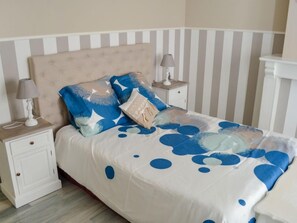 3 makuuhuonetta, silitysrauta/-lauta, Wi-Fi