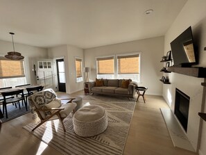 Smart TV, fireplace, stereo, printers