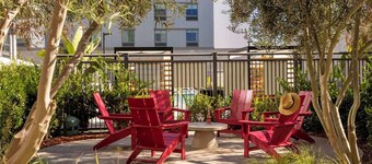 Homewood Suites by Hilton Long Beach Airport