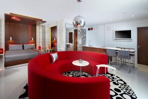 TV, fireplace, DVD player, music library