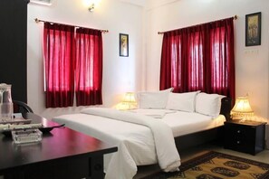 Room - The Shelter Hotel - Port Blair (Port Blair)